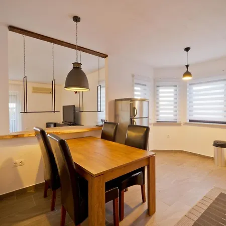 Twins Markovic Apartament