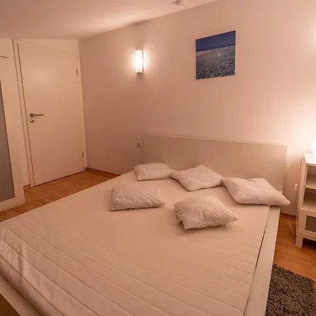 Twins Markovic Apartament