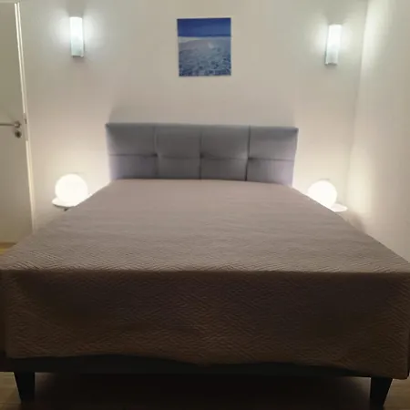 Twins Markovic Apartament *