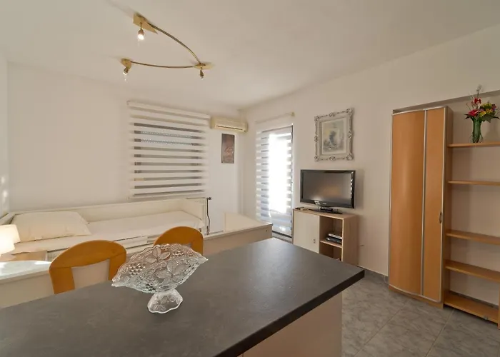 Twins Markovic Póla