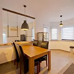 Twins Markovic Apartment