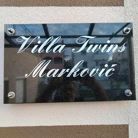 Apartment Twins Markovic *