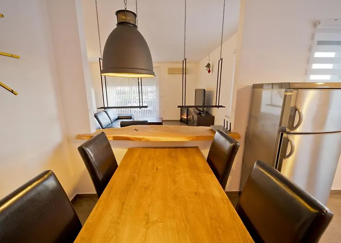 Apartment Twins Markovic Pula