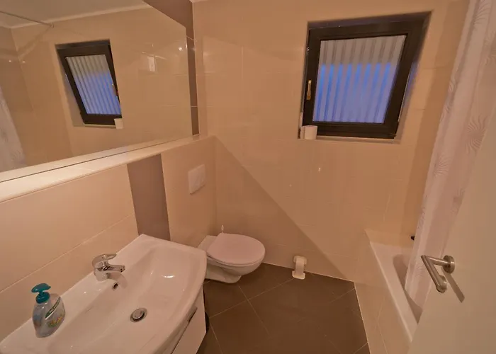 Twins Markovic * Pula