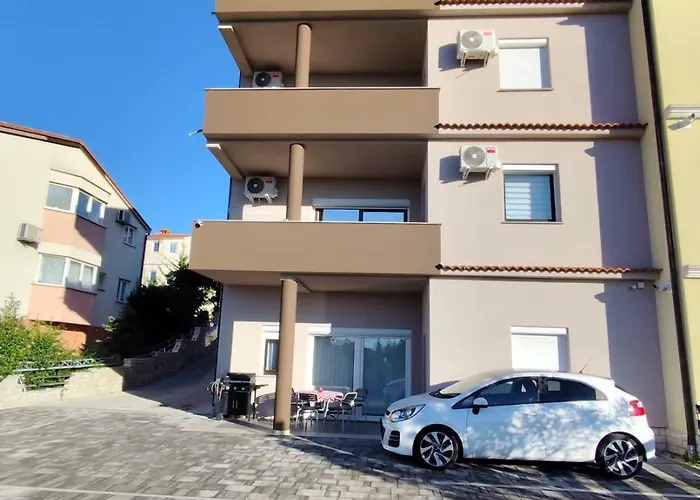 Apartment Twins Markovic