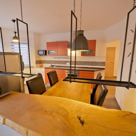 Twins Markovic * Póla