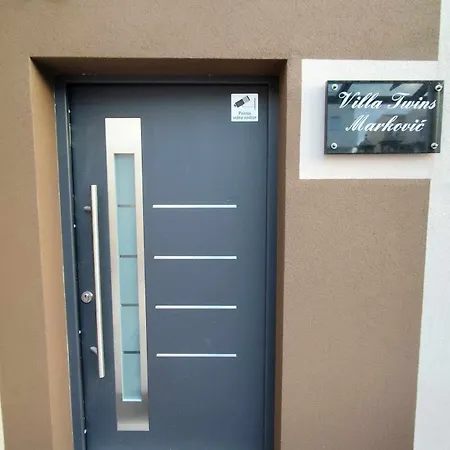 Twins Markovic * Póla